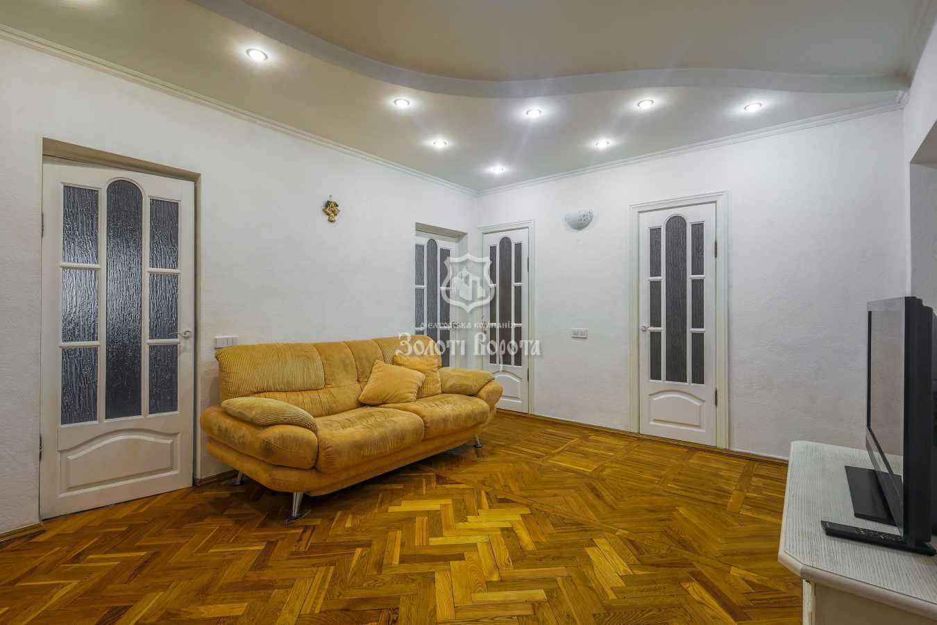 Продажа 3-комнатной квартиры 98.4 м², Олеся Гончара ул., 62