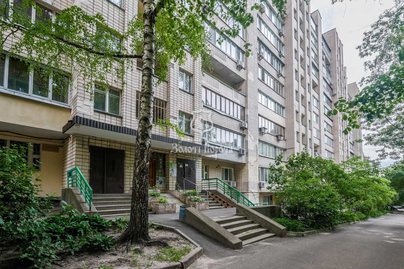 Продажа 3-комнатной квартиры 98.4 м², Олеся Гончара ул., 62