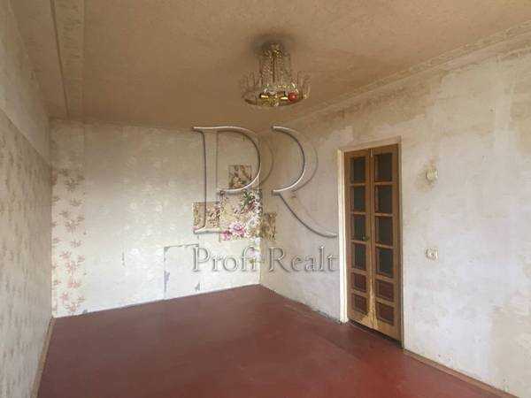 Продаж 2-кімнатної квартири 48 м², Прирічна вул., 5