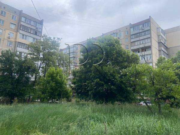 Продаж 2-кімнатної квартири 48 м², Прирічна вул., 5
