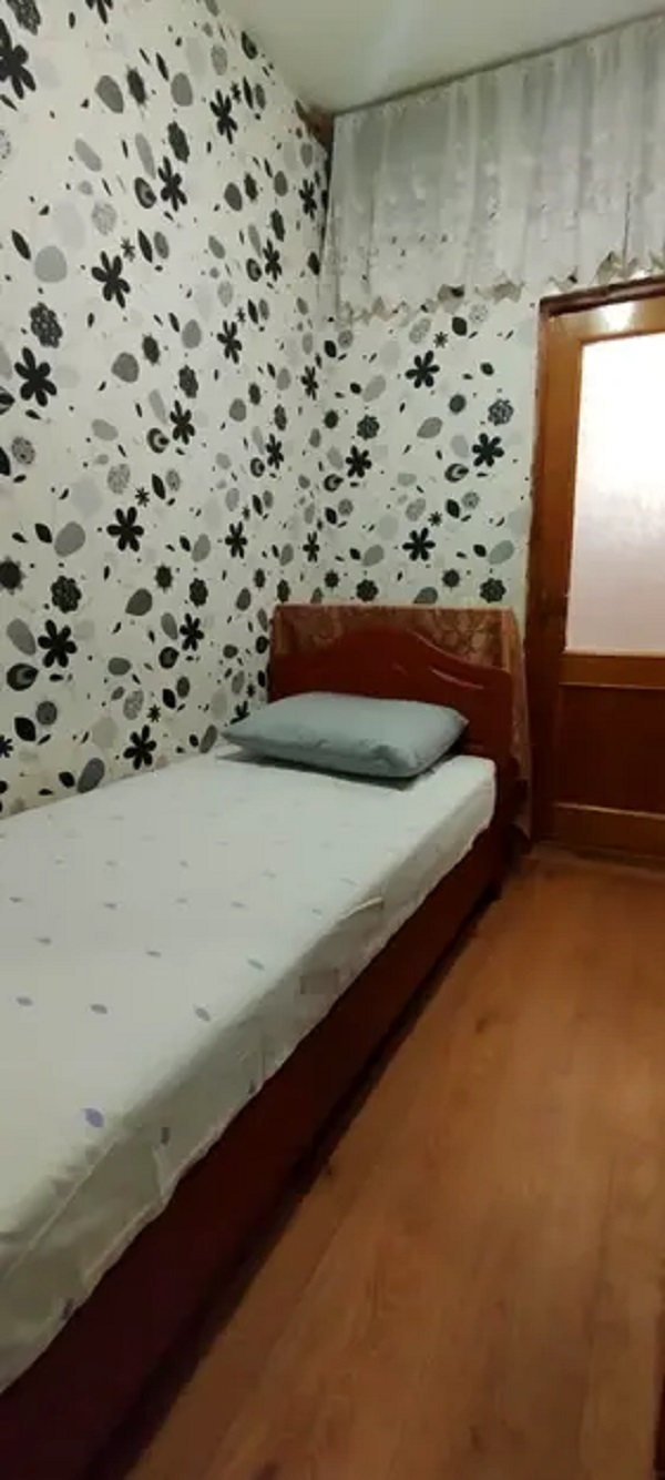 Продажа 3-комнатной квартиры 44 м², Гимназическая ул.