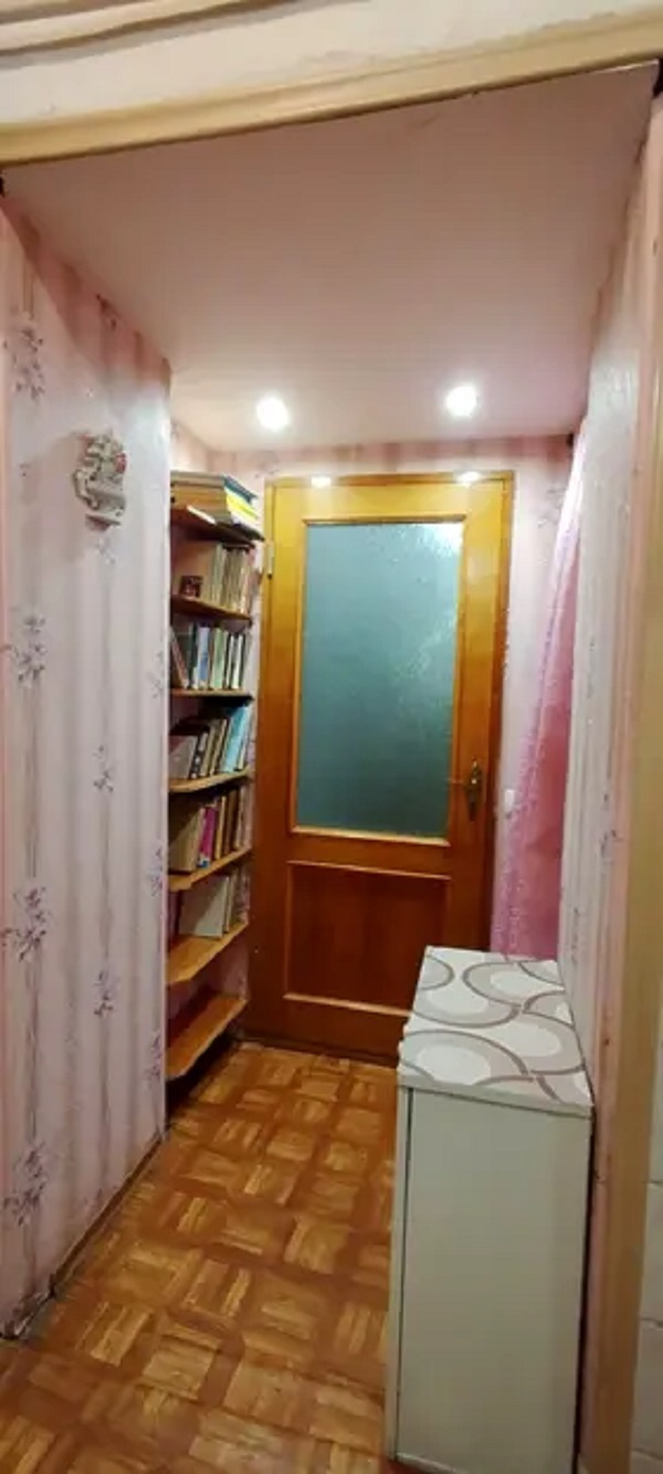 Продажа 3-комнатной квартиры 44 м², Гимназическая ул.