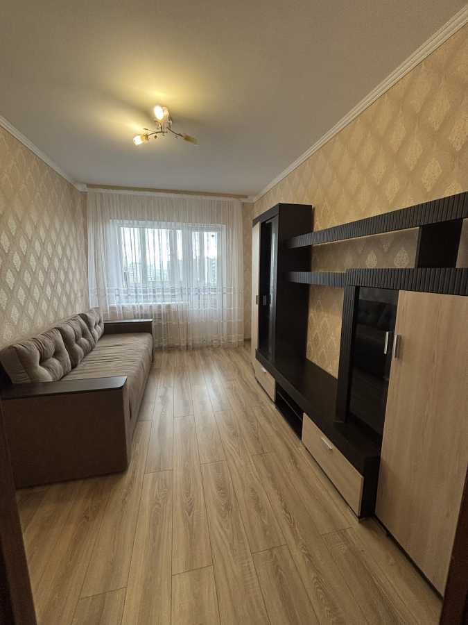 Продажа 3-комнатной квартиры 82 м², Новопрорезная ул.