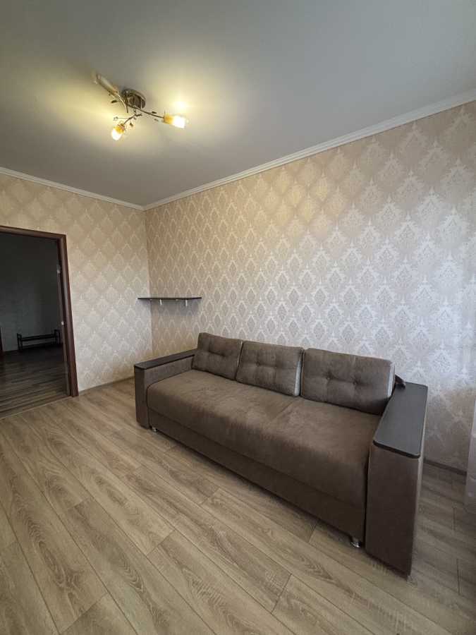 Продажа 3-комнатной квартиры 82 м², Новопрорезная ул.