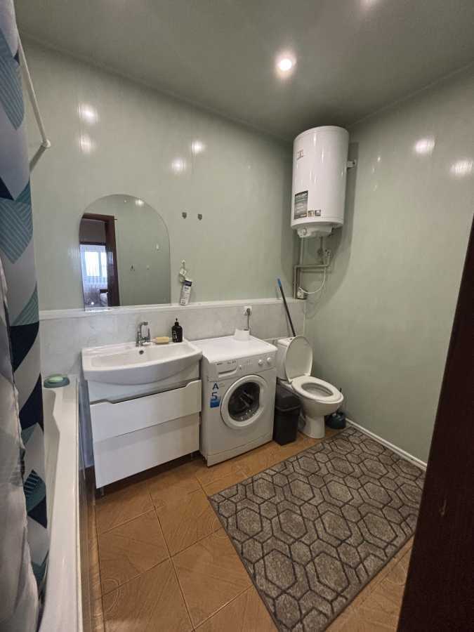 Продажа 3-комнатной квартиры 82 м², Новопрорезная ул.