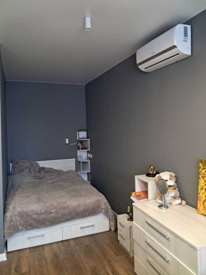 Продаж 1-кімнатної квартири 38 м², Університетська вул., 2
