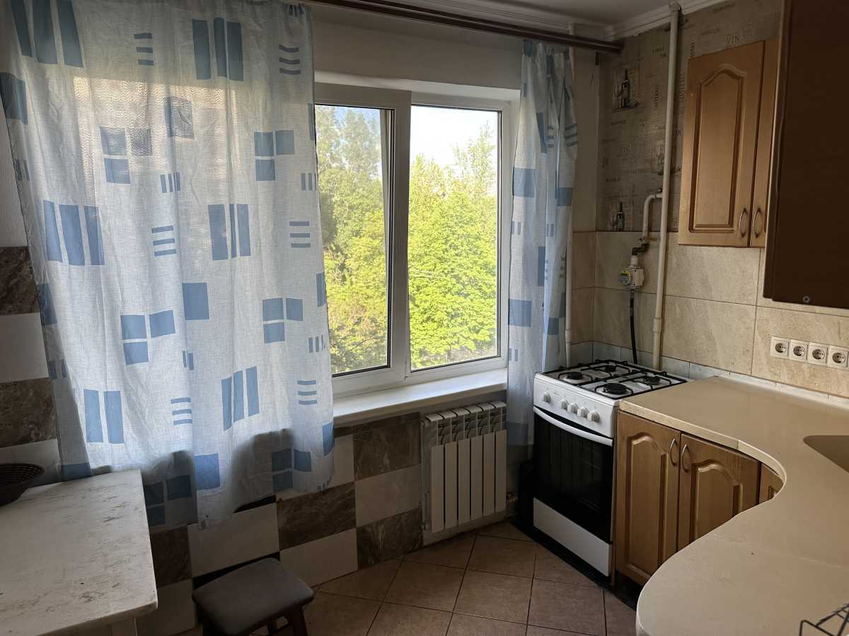 Аренда 3-комнатной квартиры 65 м², Композитора Лятошинского ул., 14А