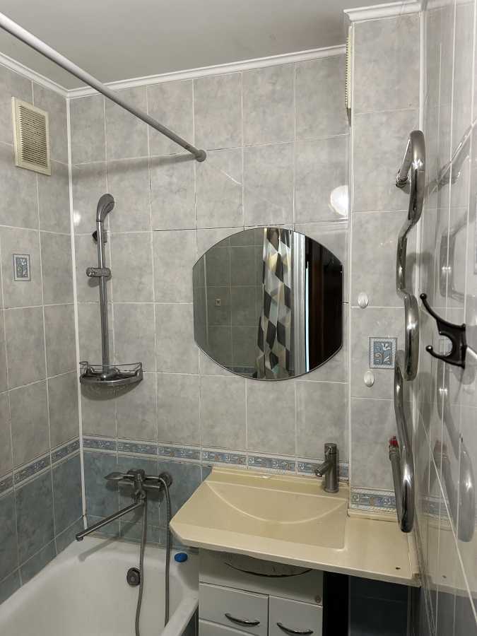 Аренда 3-комнатной квартиры 65 м², Композитора Лятошинского ул., 14А