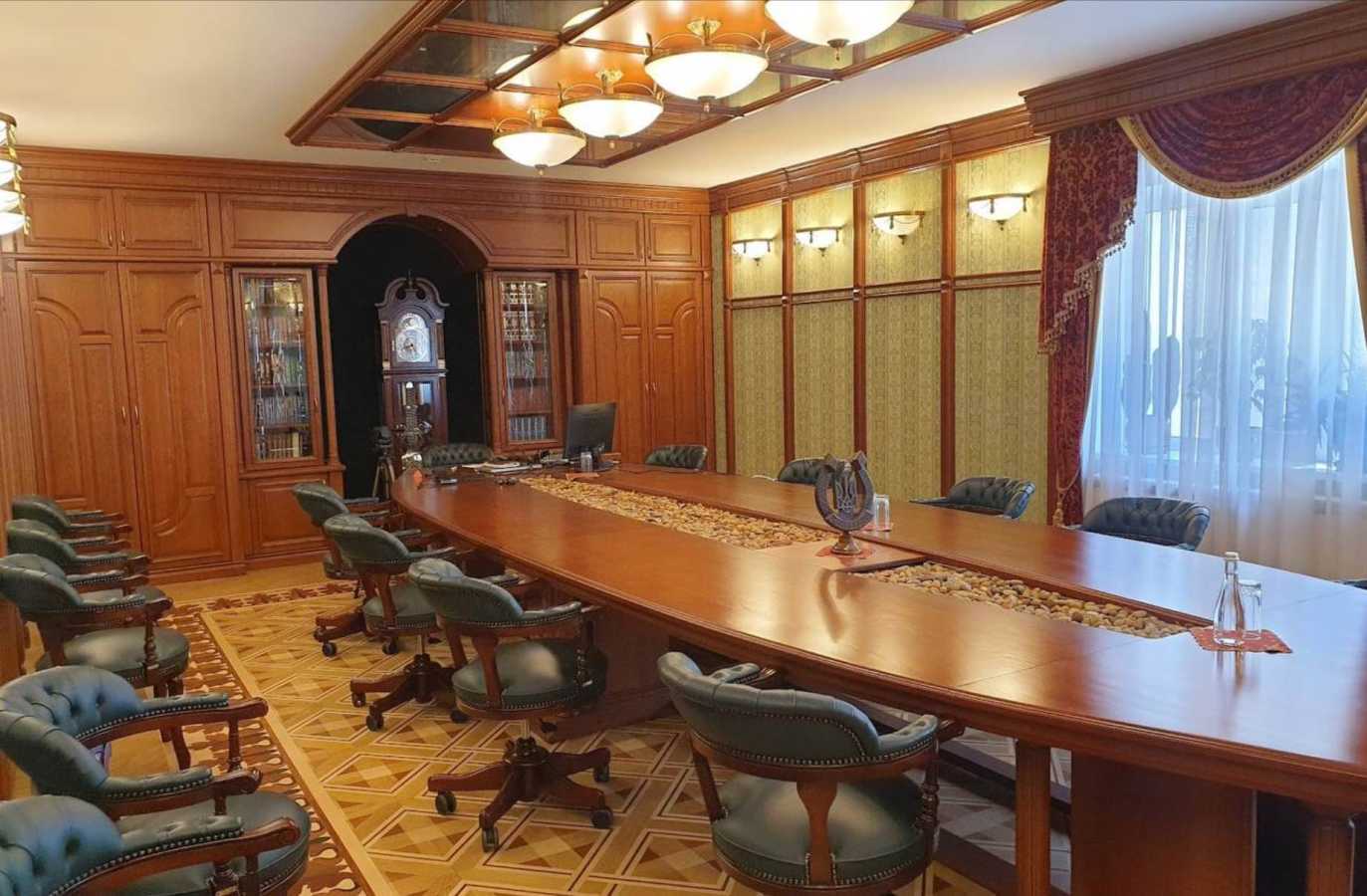 Продаж приміщення вільного призначення 3820 м², Багговутівська вул., 17-21