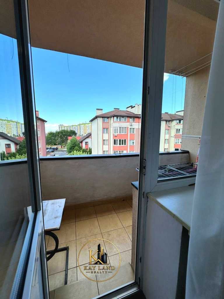Продаж 3-кімнатної квартири 74 м², Щаслива, 44