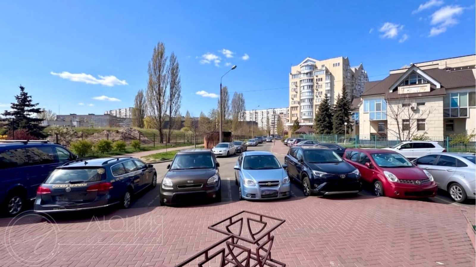 Продаж приміщення вільного призначення 150 м², Героїв Сталінграда просп., 12Д