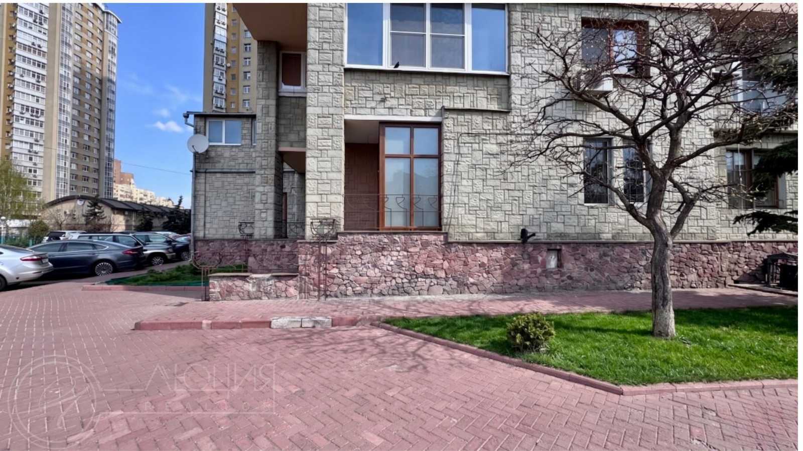 Продаж приміщення вільного призначення 150 м², Героїв Сталінграда просп., 12Д