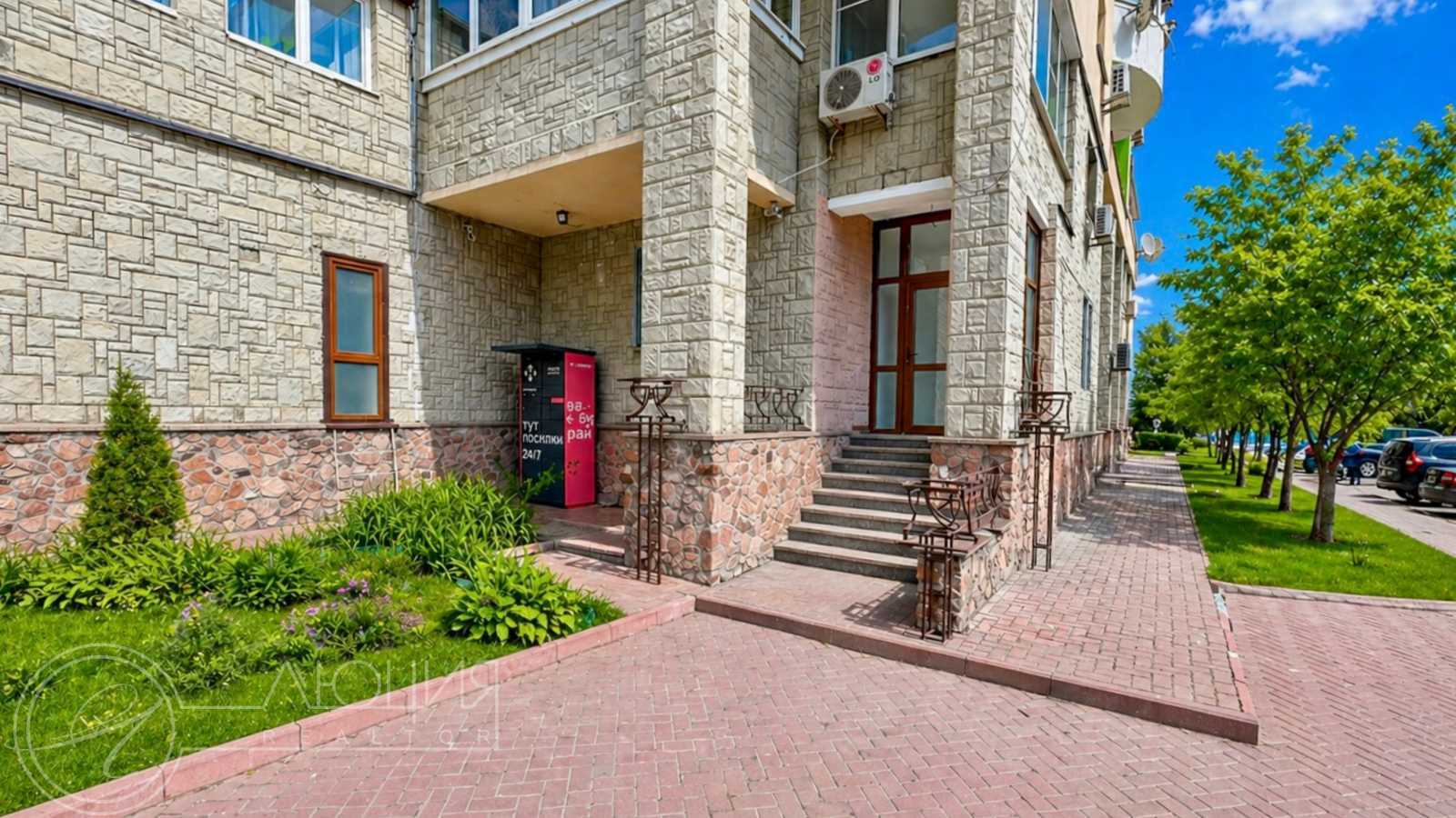 Продаж приміщення вільного призначення 150 м², Героїв Сталінграда просп., 12Д