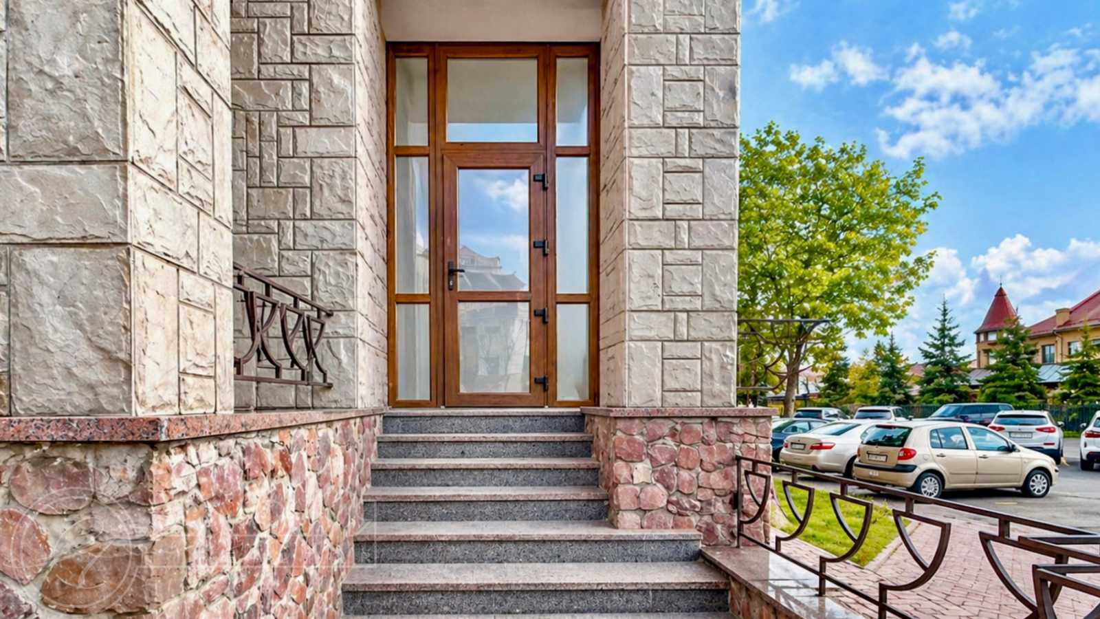 Продаж приміщення вільного призначення 150 м², Героїв Сталінграда просп., 12Д