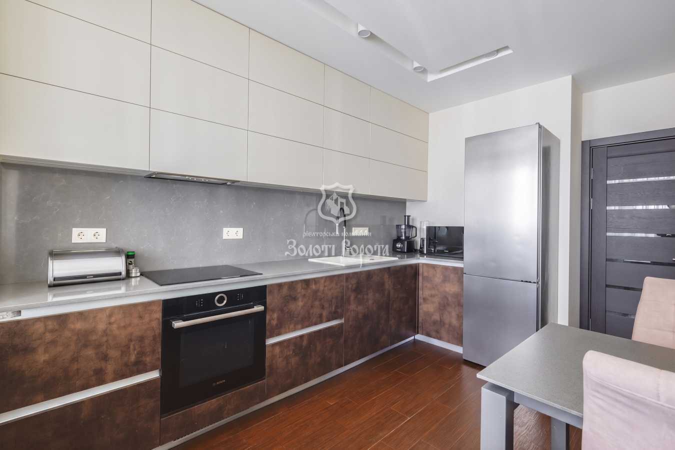 Продажа 3-комнатной квартиры 95.5 м², Николая Бажана просп., 14