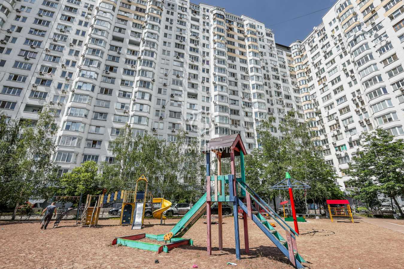 Продажа 3-комнатной квартиры 95.5 м², Николая Бажана просп., 14