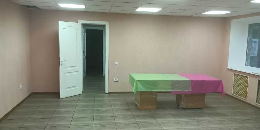Продаж приміщення вільного призначення 257 м², Гната Юри вул., 9