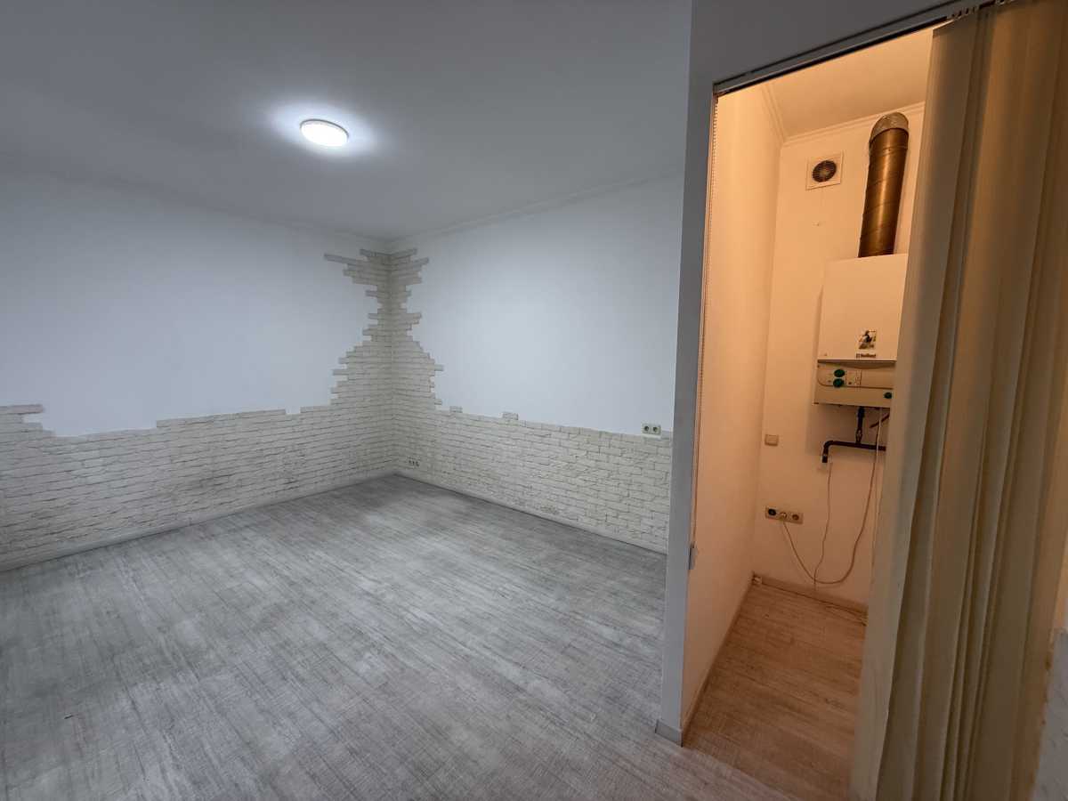 Оренда офісу 197 м², Трьохсвятительська вул., 13