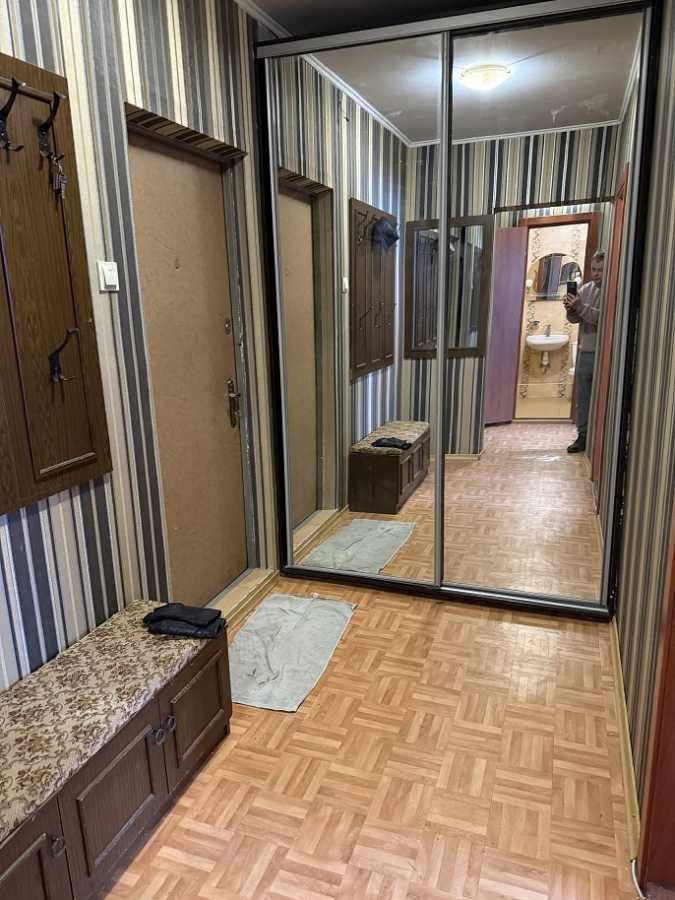 Продаж 1-кімнатної квартири 43 м², Миколи Закревського вул., 97