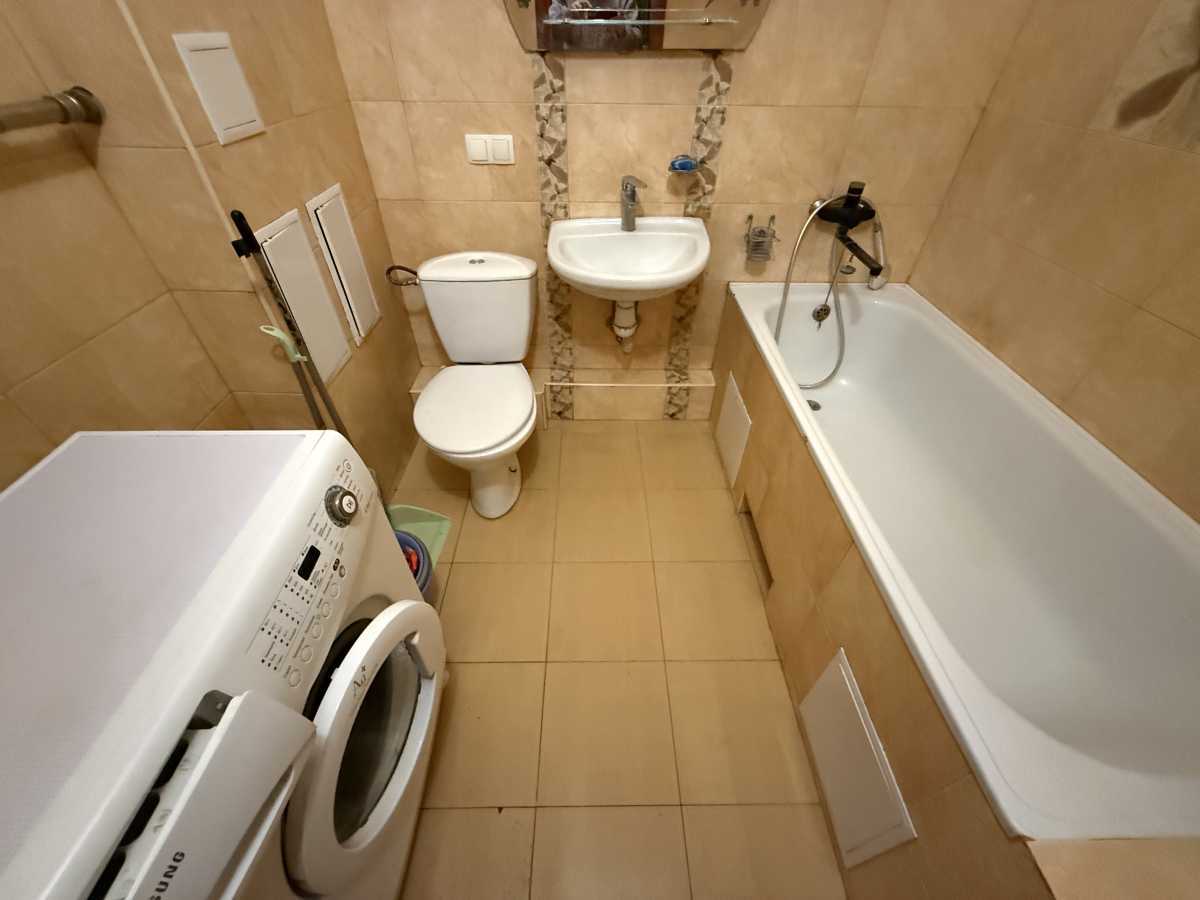 Продаж 1-кімнатної квартири 43 м², Миколи Закревського вул., 97