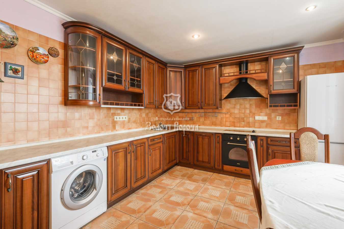 Продажа 3-комнатной квартиры 92.7 м², Федора Кричевского ул., Ернста, 2