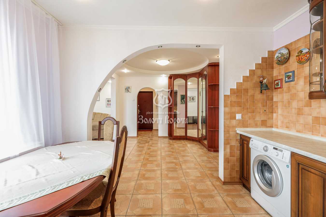Продажа 3-комнатной квартиры 92.7 м², Федора Кричевского ул., Ернста, 2