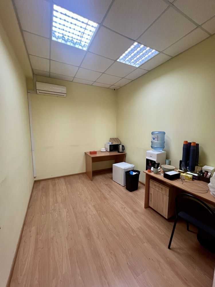 Оренда офісу 83.4 м², Нижній Вал вул., 15