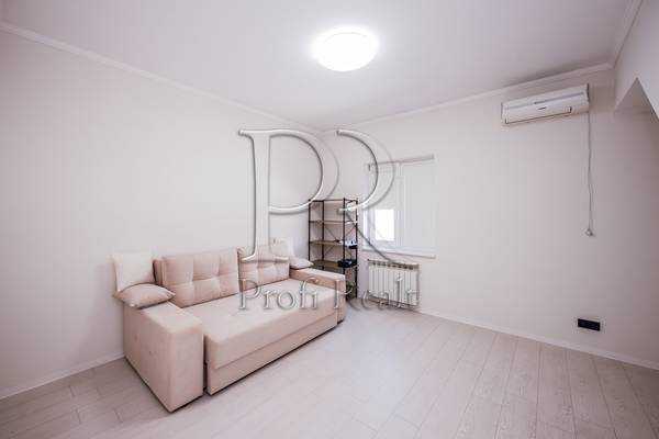 Продаж 3-кімнатної квартири 127 м², Незалежності вул., 5А