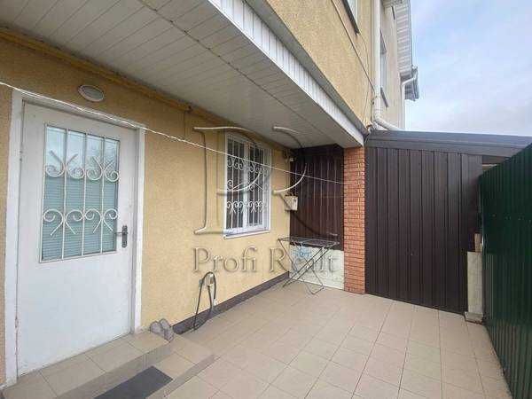 Продаж 3-кімнатної квартири 127 м², Незалежності вул., 5А