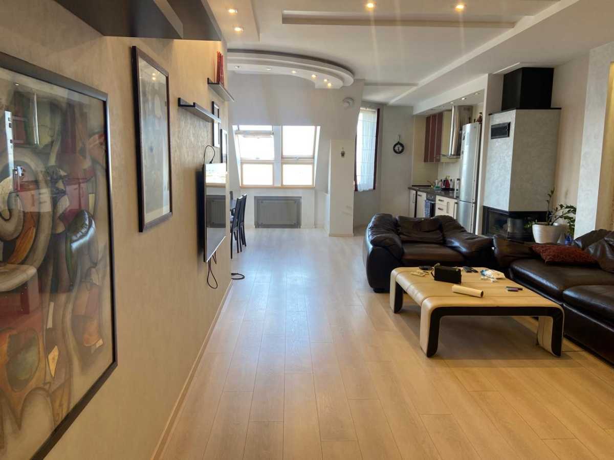 Аренда 4-комнатной квартиры 150 м², Среднефонтанская ул., 19А