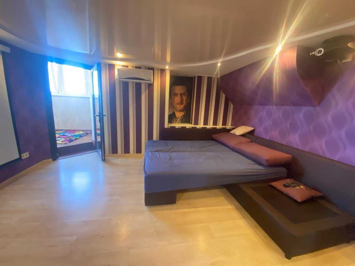 Аренда 4-комнатной квартиры 150 м², Среднефонтанская ул., 19А