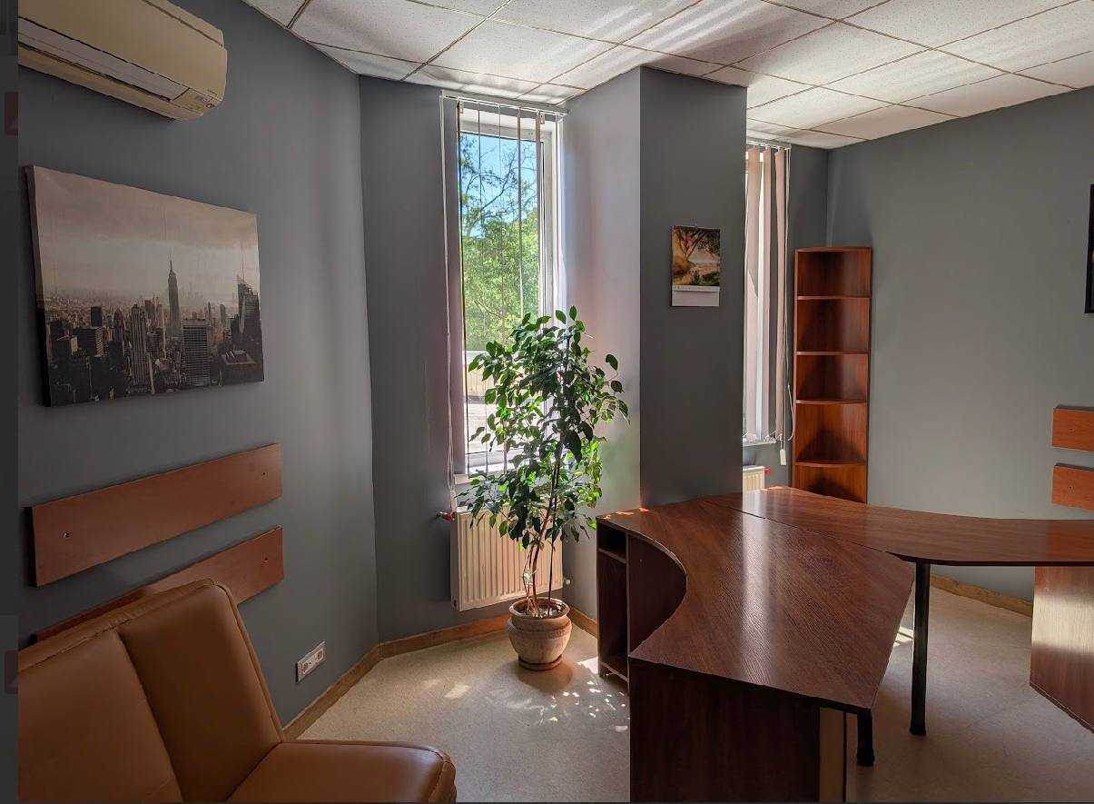 Оренда офісу 128 м², Маршала Говорова вул., 18