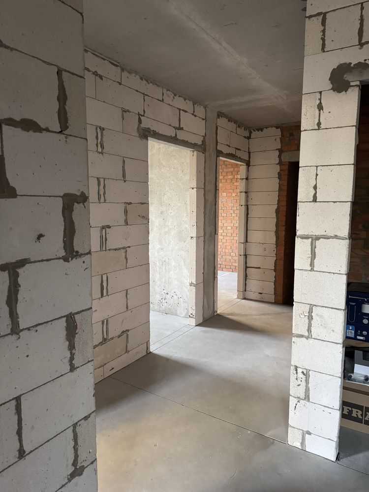 Продажа 3-комнатной квартиры 96 м², Князя Романа Мстиславича, 28