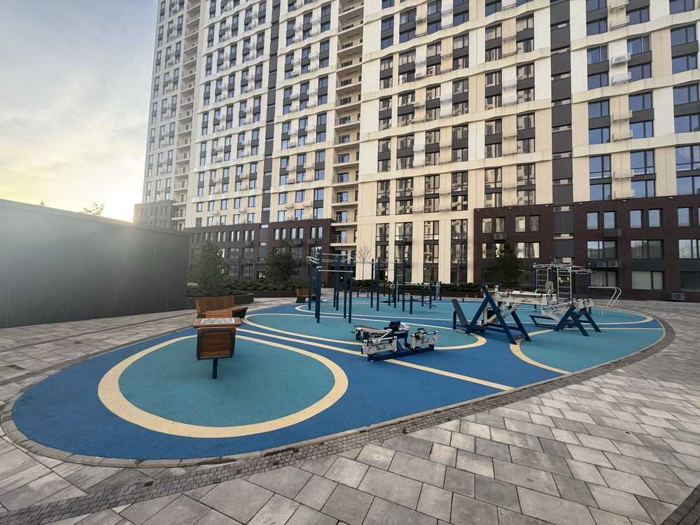 Продажа 3-комнатной квартиры 96 м², Князя Романа Мстиславича, 28