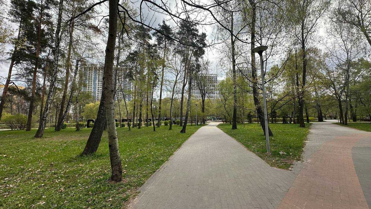 Продажа 3-комнатной квартиры 96 м², Князя Романа Мстиславича, 28
