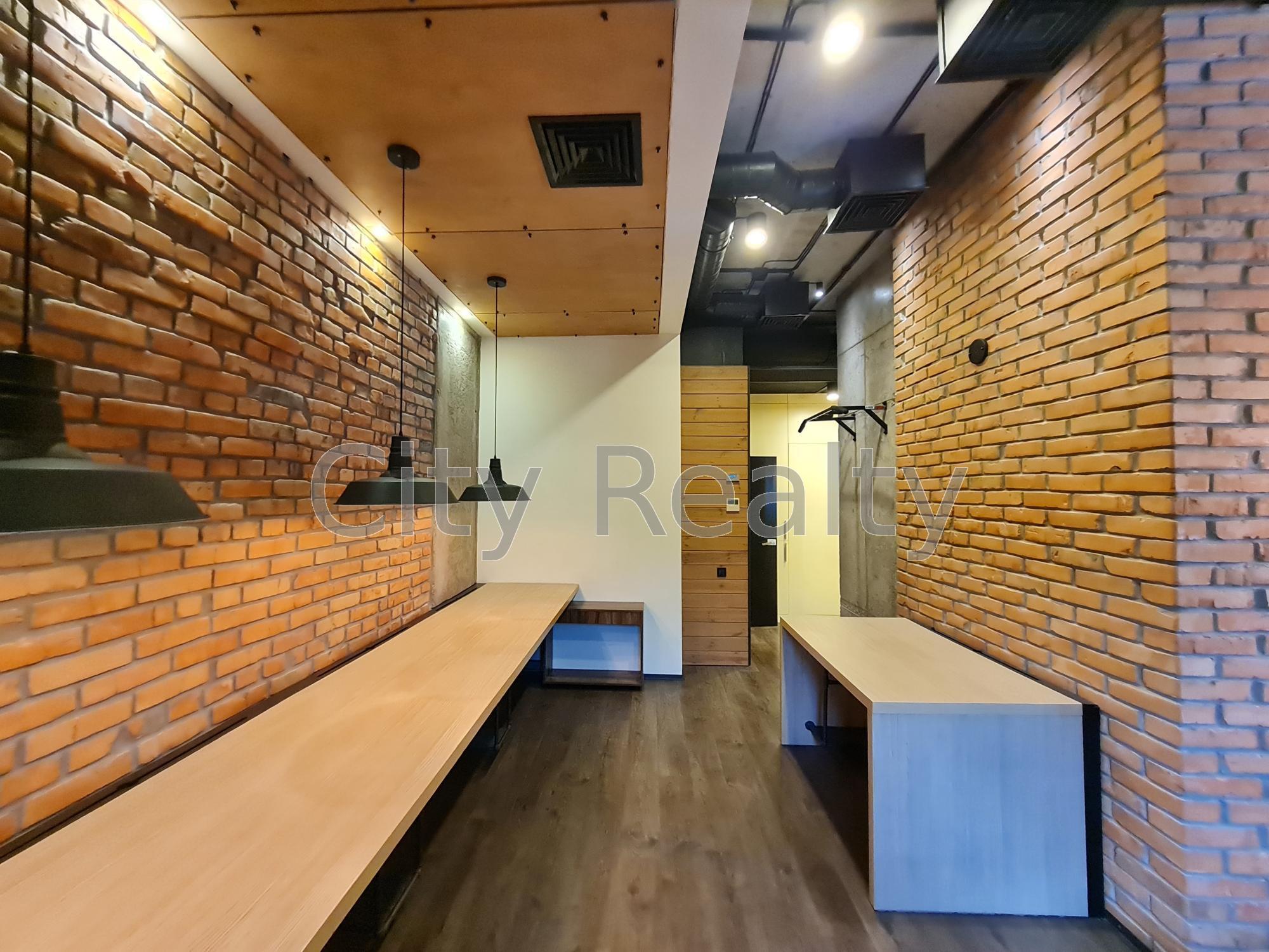 Оренда офісу 160 м², Юрія Кондратюка вул., 7
