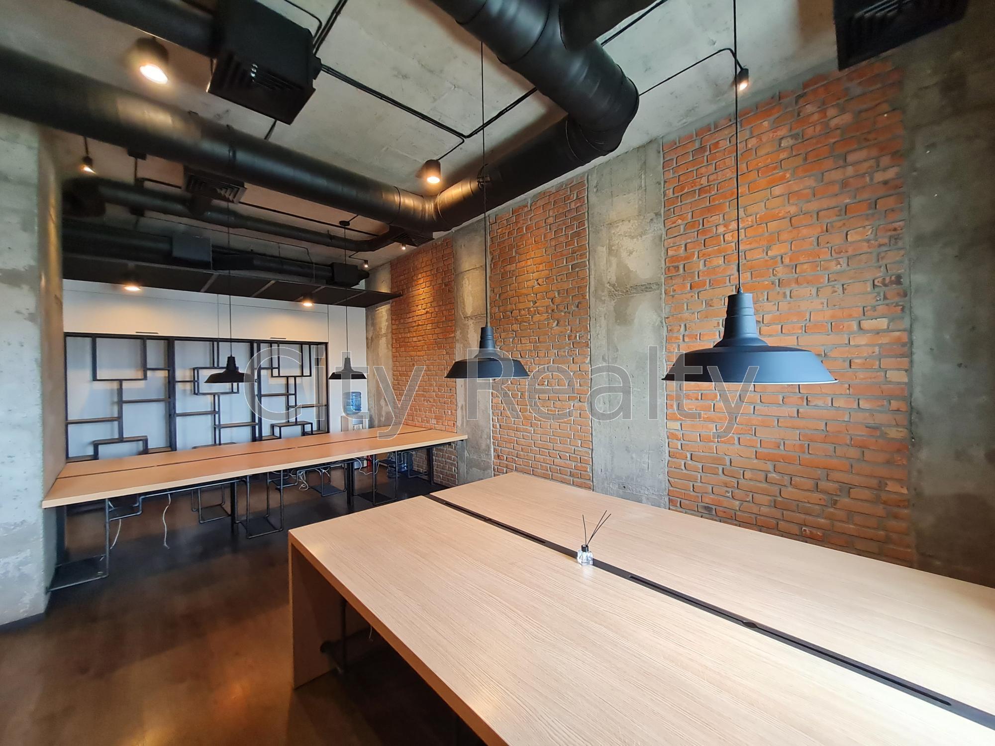 Оренда офісу 160 м², Юрія Кондратюка вул., 7