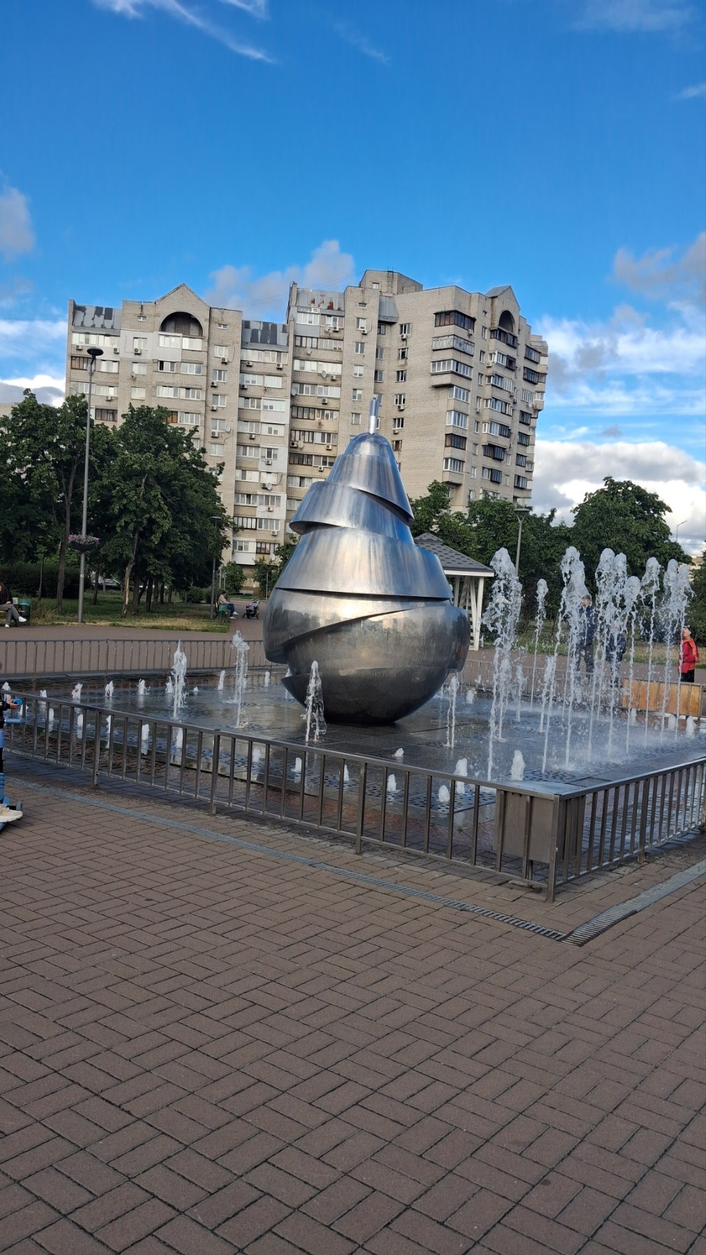 Аренда 1-комнатной квартиры 36 м², Драгоманова ул., 31