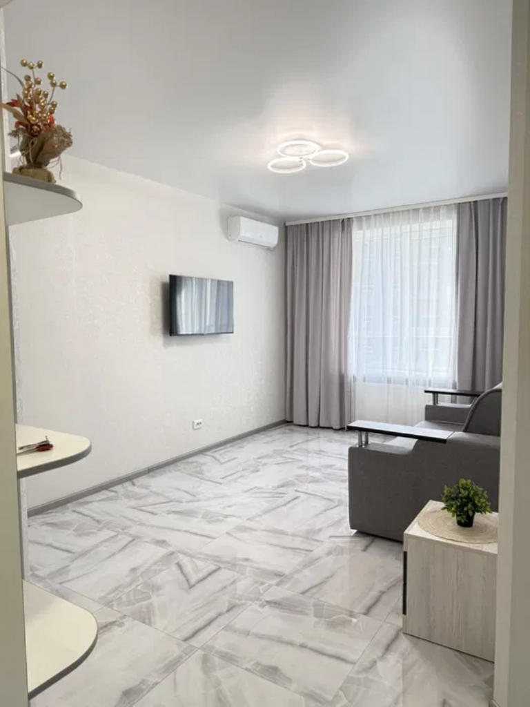 Аренда 1-комнатной квартиры 45 м², 8 Марта (Слобожанское) ул.