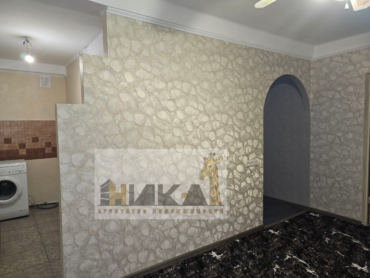 Продажа 2-комнатной квартиры 42 м², Лахтинская ул.