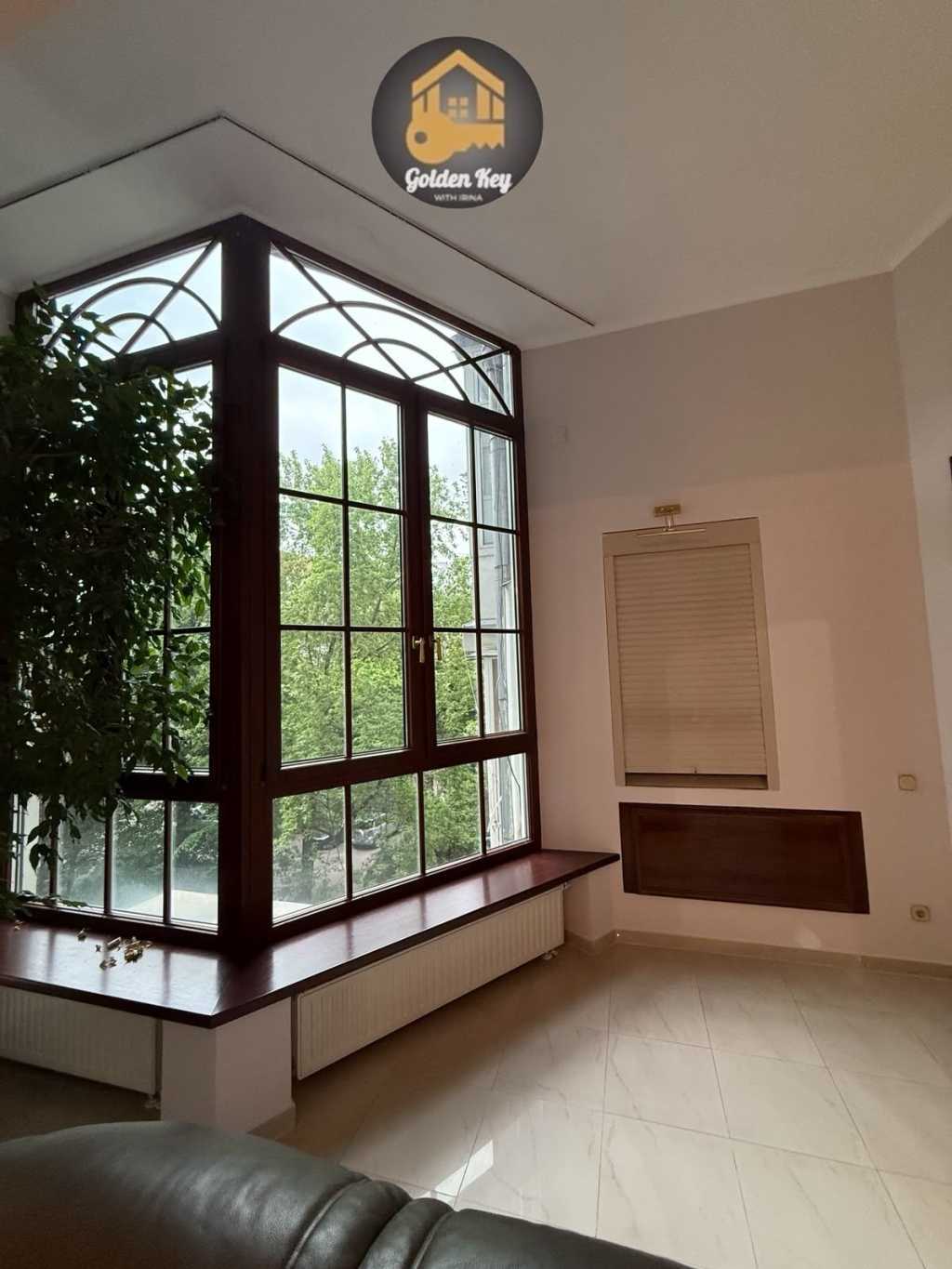Аренда 5-комнатной квартиры 250 м², Академика Богомольца ул., 5