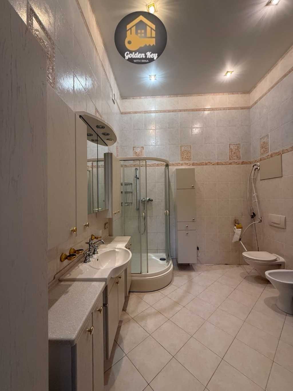 Аренда 5-комнатной квартиры 250 м², Академика Богомольца ул., 5