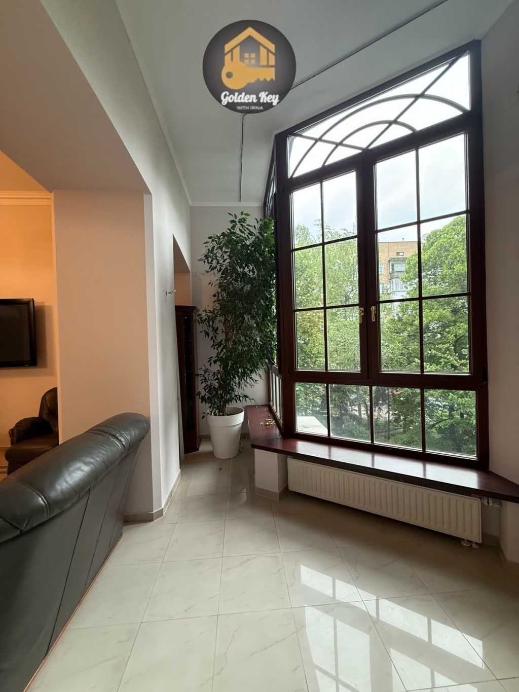 Аренда 5-комнатной квартиры 250 м², Академика Богомольца ул., 5