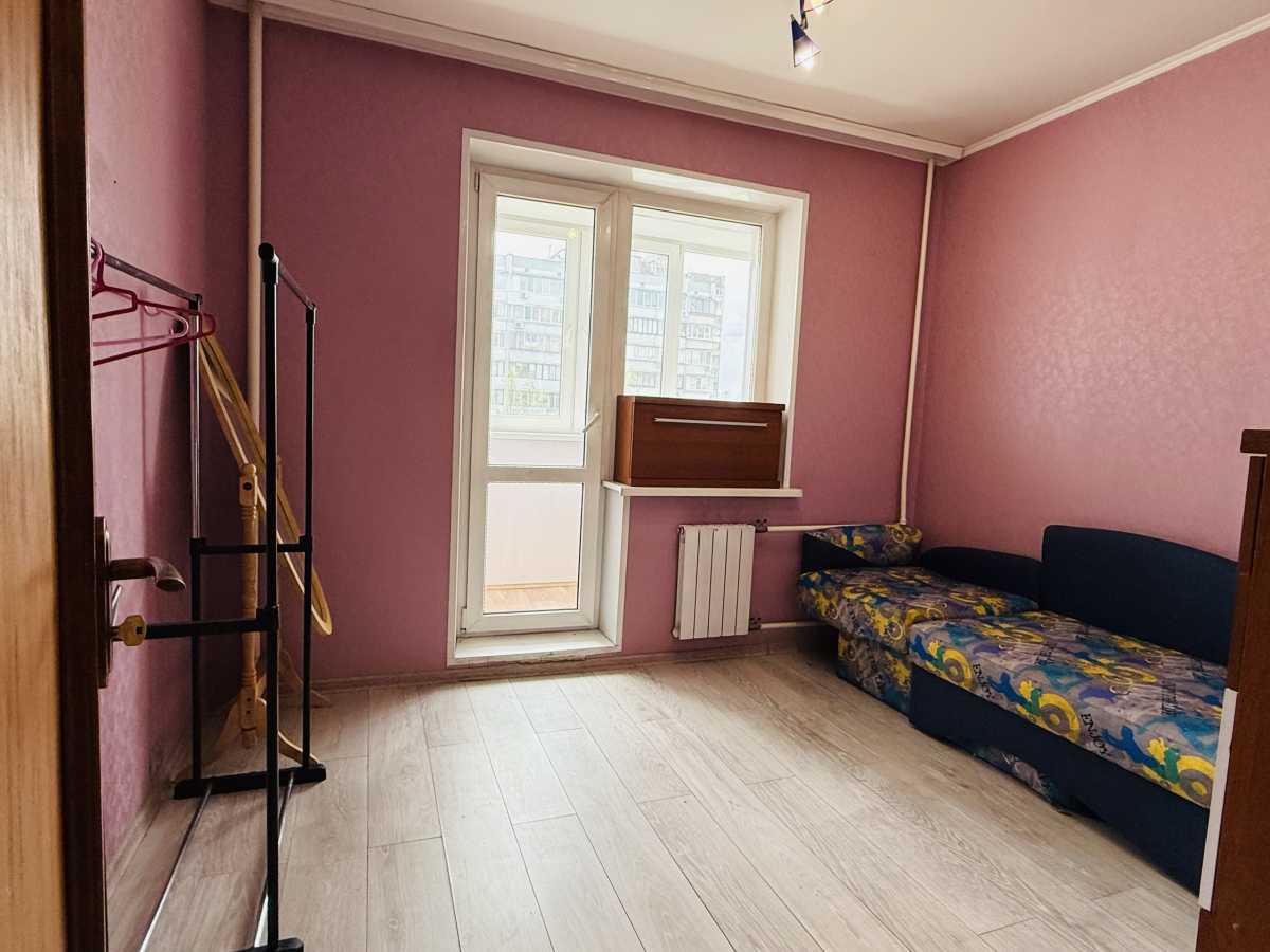 Продажа 3-комнатной квартиры 72 м², Ирпенская ул., 62