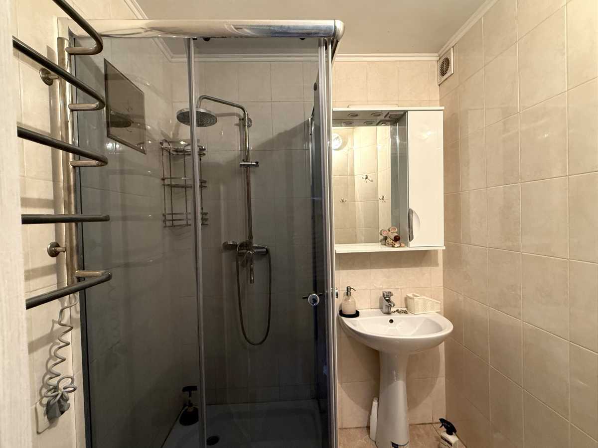 Продажа 3-комнатной квартиры 72 м², Ирпенская ул., 62