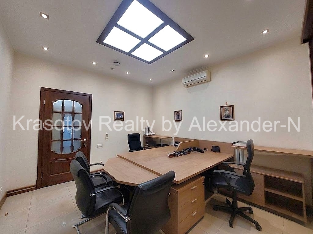 Продаж офісу 150 м², Старопортофранковская вул., 9