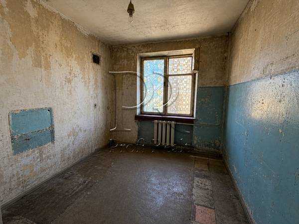 Продаж 3-кімнатної квартири 69 м², Голосіївський просп., 25