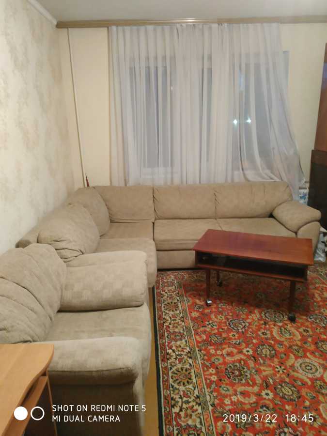 Продаж 1-кімнатної квартири 38 м², Булгакова вул., 2