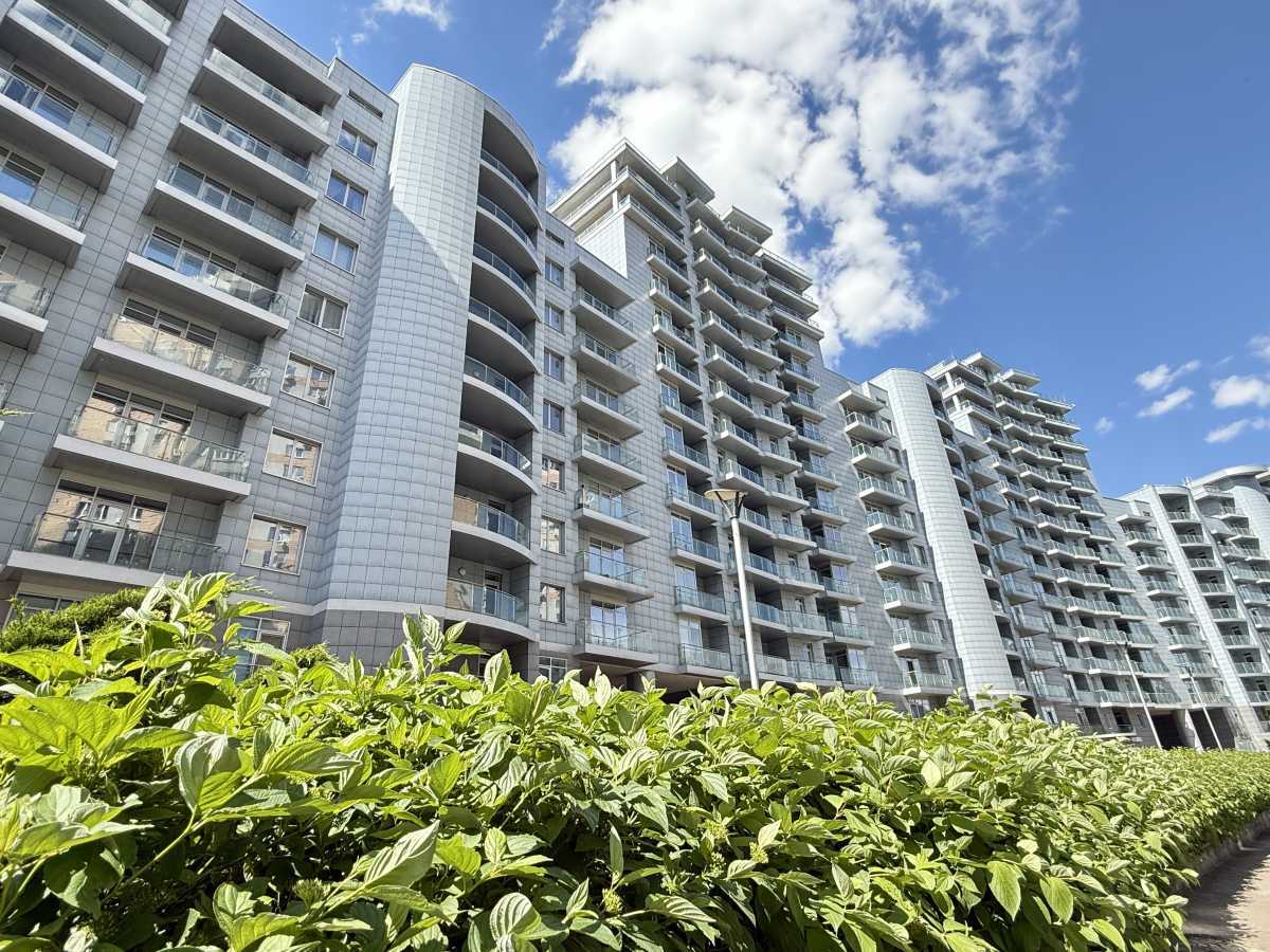 Продажа 3-комнатной квартиры 118 м², Раисы Окипной ул., 18