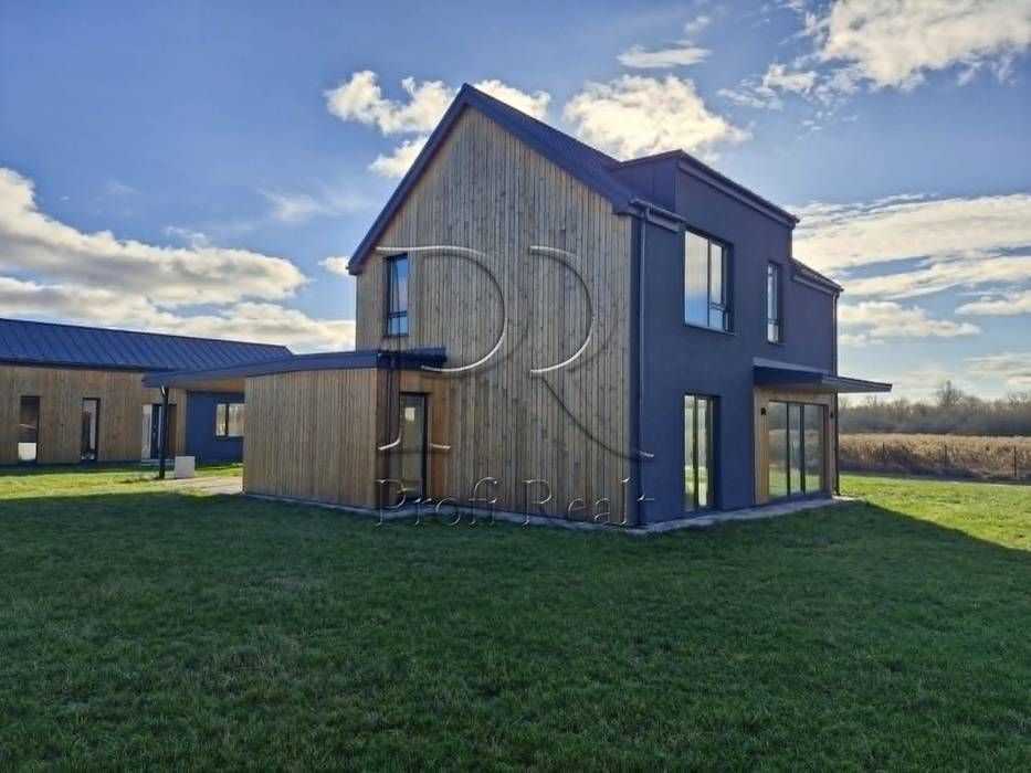 Продажа 4-комнатной квартиры 139 м², Італійський вулиця